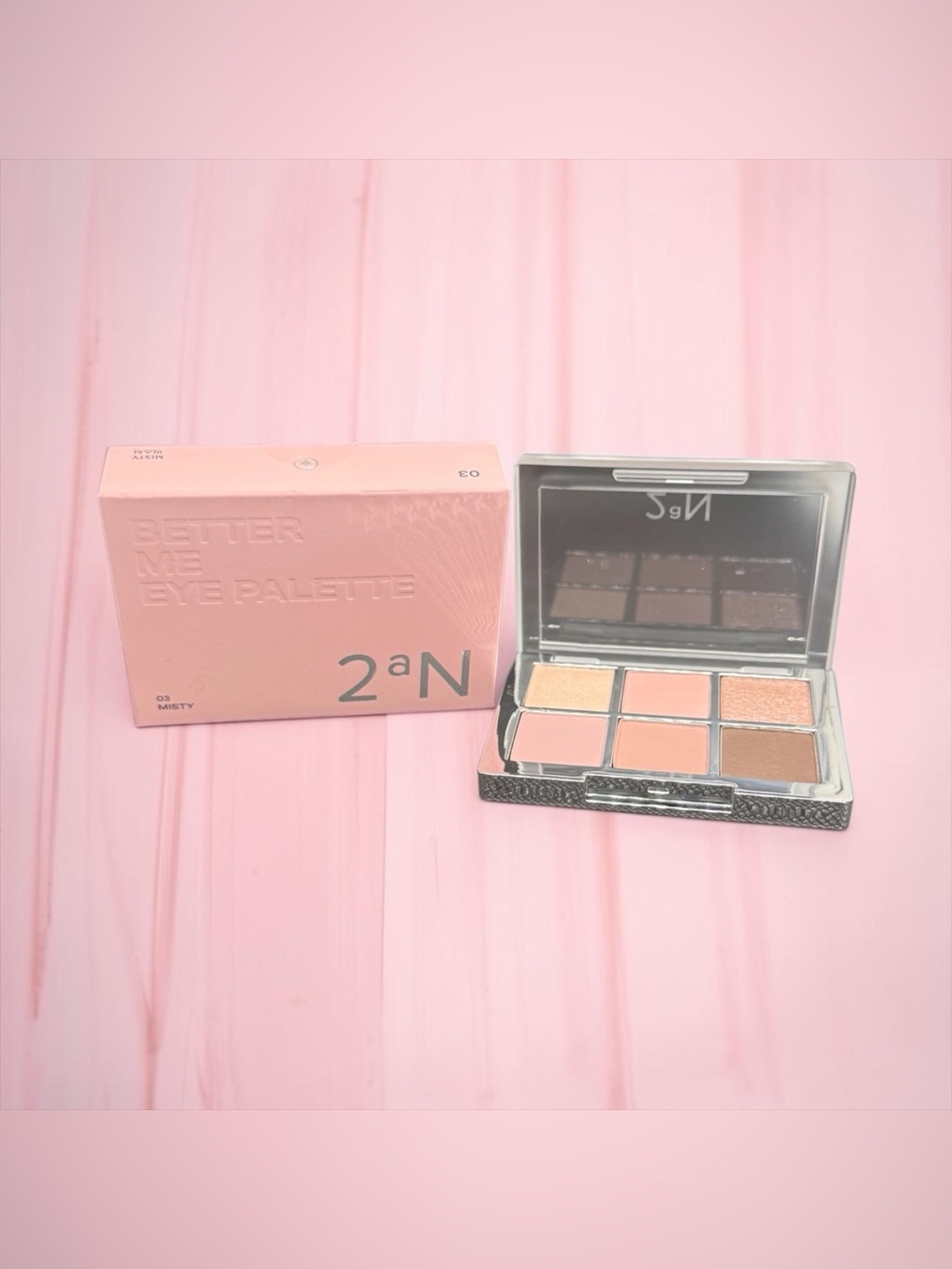 🩷2a N🩷Better Me Eye Palette in Misty/NIB